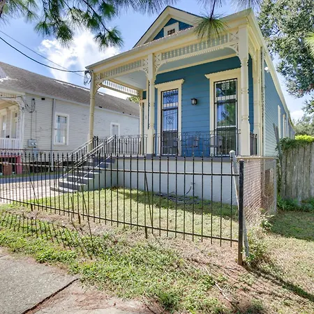 2 Mi To French Quarter: Walkable Nola Holiday home New Orleans