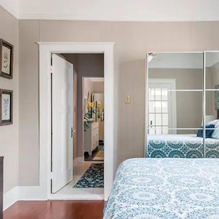 Shotgun Craftman House With Private Patio New Orleans