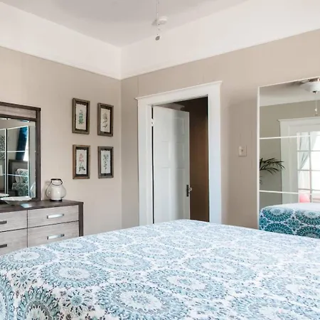 Shotgun Craftman House With Private Patio * New Orleans