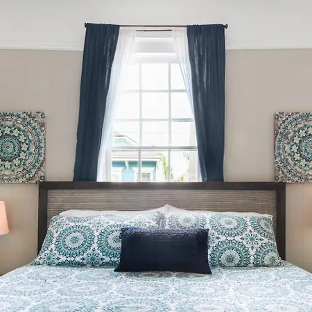 Shotgun Craftman House With Private Patio Apartment New Orleans