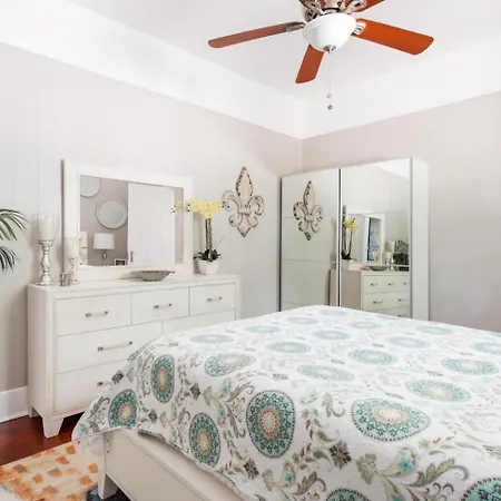 Shotgun Craftman House With Private Patio *