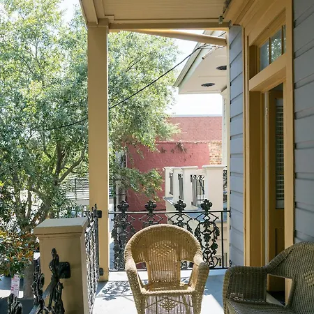 Hotel Historic Streetcar 2*