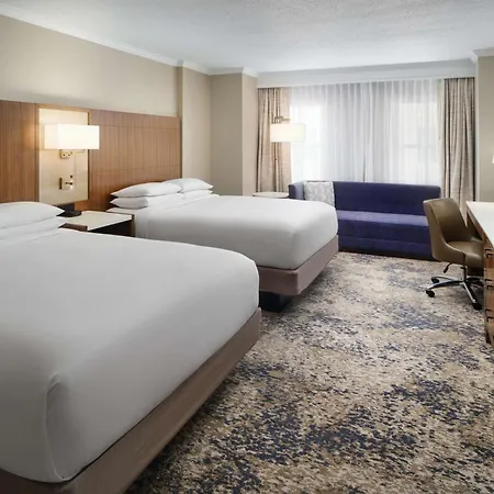Hilton Riverside 4*