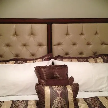 Cozy 3bdr 2bth 1st Floor Unit Apartment New Orleans