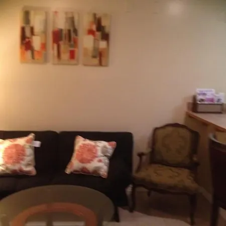 Apartment Cozy 3bdr 2bth 1st Floor Unit