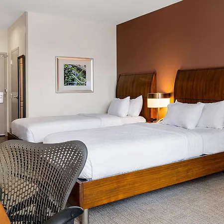Hilton Garden French Quarter/cbd Hotel