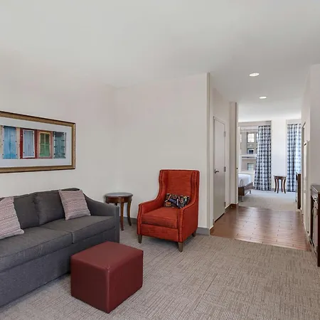Hilton Garden French Quarter/cbd 3*