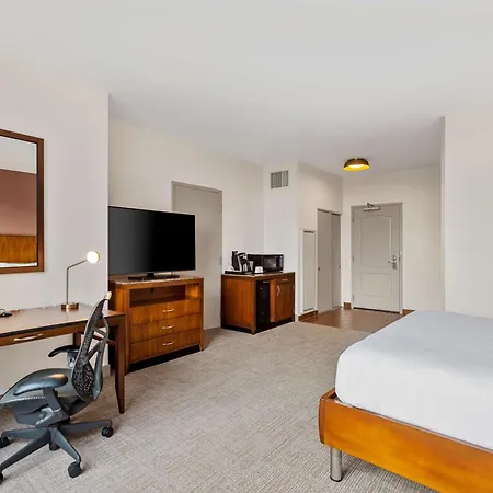 Hotel Hilton Garden French Quarter/cbd New Orleans