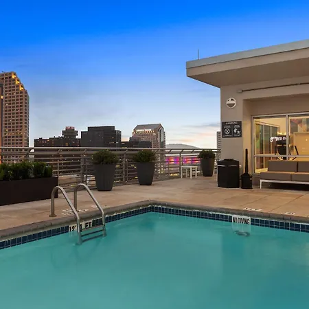Hilton Garden French Quarter/cbd Hotel New Orleans
