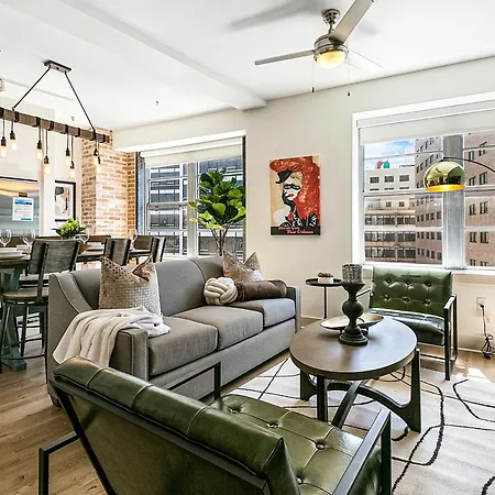 Chic 4bed Oasis Steps From French Quarter Magic! Apartment New Orleans