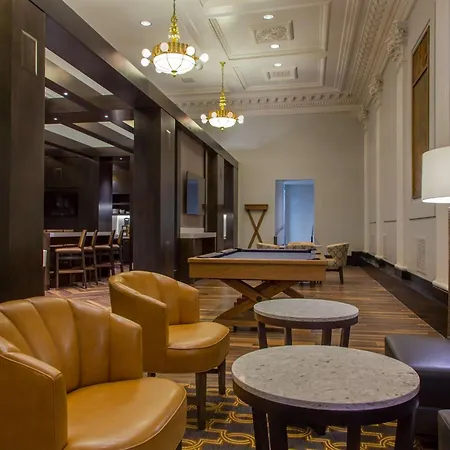Hotel Hilton / St. Charles Avenue 4*