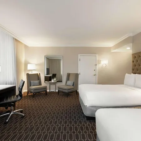 Hilton / St. Charles Avenue 4*