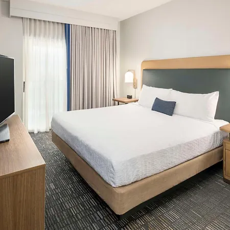 Hotel Homewood By Hilton New Orleans