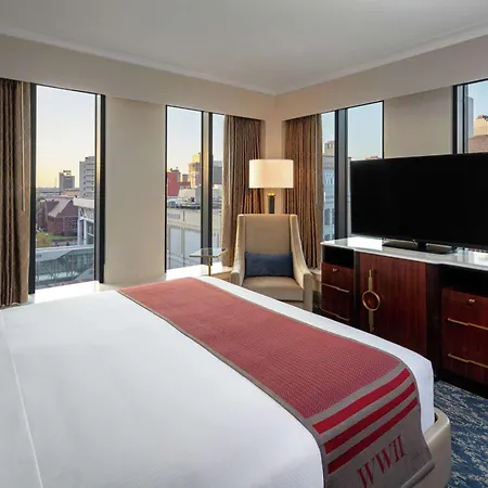 The Higgins New Orleans, Curio Collection By Hilton 4* New Orleans