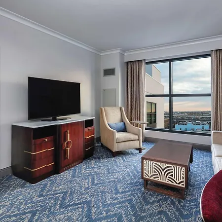 Hotel The Higgins New Orleans, Curio Collection By Hilton 4*