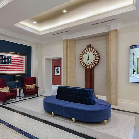 The Higgins New Orleans, Curio Collection By Hilton Hotel 4*