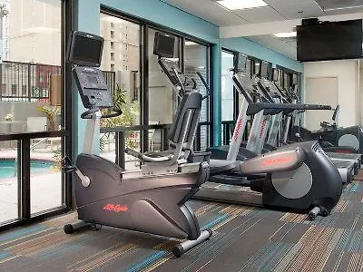 Express Downtown By Ihg Hotel