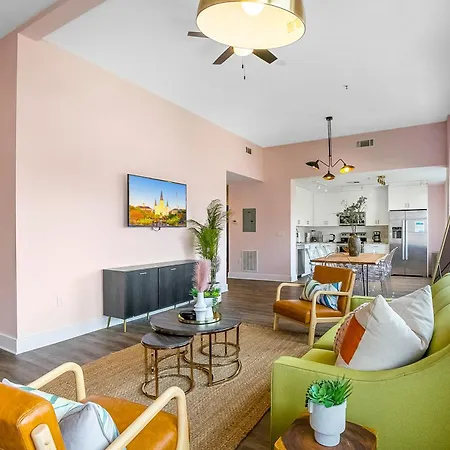 Apartment Exquisite 4 Bedroom Luxury Just Steps From The French Quarter *
