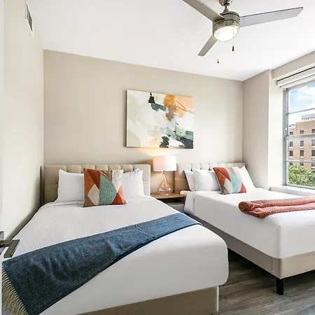 Spacious 4br Near French Quarter