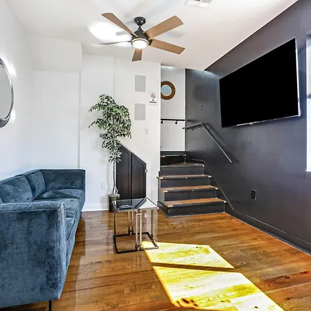 Villa 5 Bedroom W Private Rooftop New Orleans