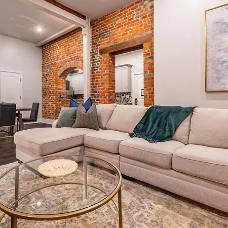The Crescent Apartment *