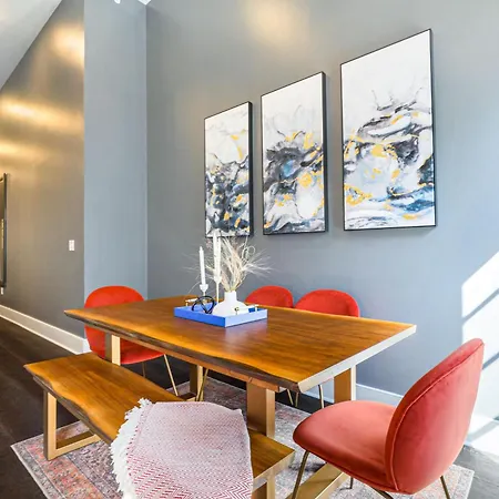 The Steamboat Apartment