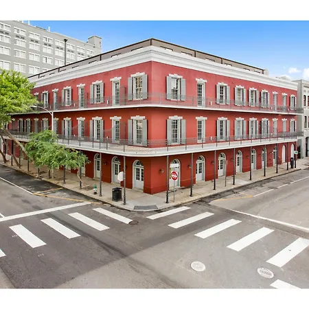 The Steamboat Apartment