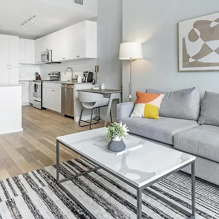 Landing Modern With Amazing Amenities Apartment