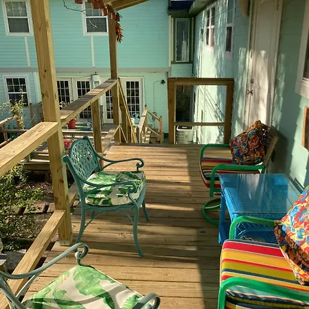 Garden View Apartment *
