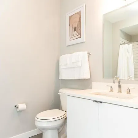 Landing Modern With Amazing Amenities Apartment *