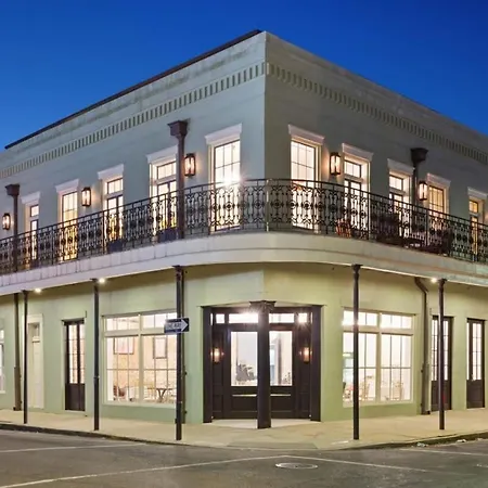 The Burgundy Penthouse Steps To The French Quarter * New Orleans
