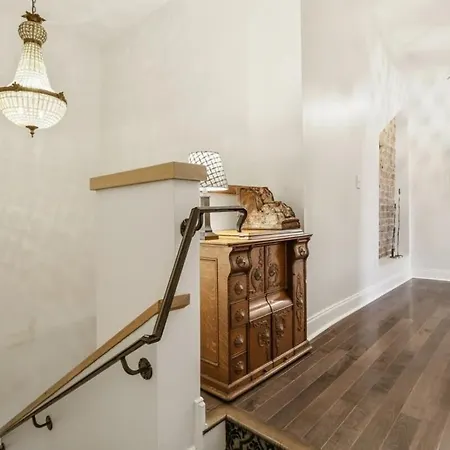 The Burgundy Penthouse Steps To The French Quarter * New Orleans