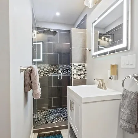 Spectacular Roof Deck - Luxury 3 Bedroom * New Orleans