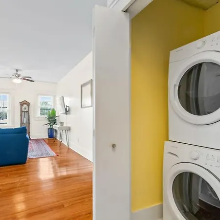 Stunning 2bd Luxury Perfect Nola Location Apartment *