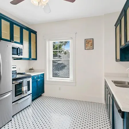 Stunning 2bd Luxury Perfect Nola Location * New Orleans