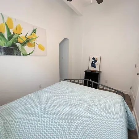 Charming 2br! Close To Fq & Bourbon St. * New Orleans