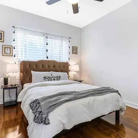 The Magic House Spacious To All! Holiday home New Orleans