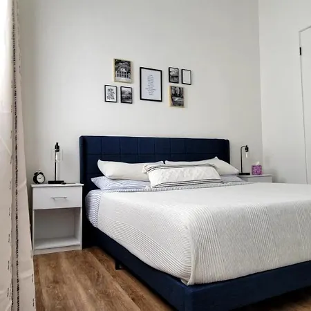 Entire Spacious Vacation - 1 Mile To Attractions Villa