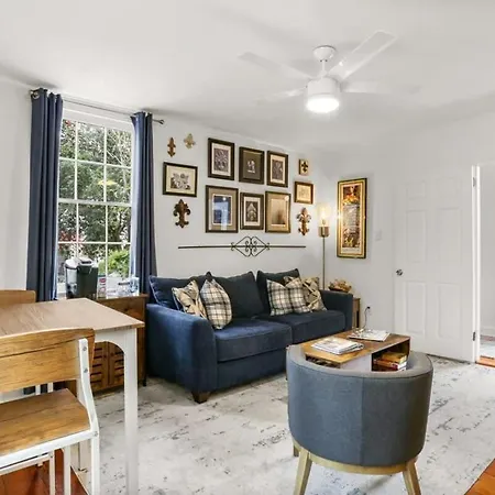 Lil Red Door Perfect 1bd In Bywater With Courtyard Apartment New Orleans