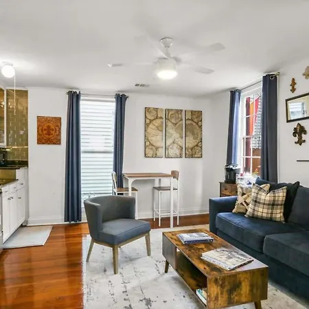 Lil Red Door Perfect 1bd In Bywater With Courtyard