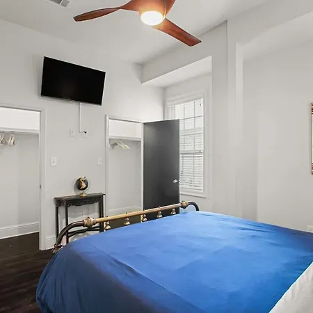 Apartment Stylish 2-bedroom In Garden District New Orleans