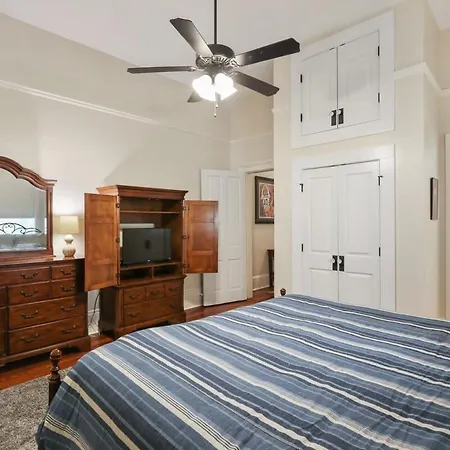 Unbeatable 2bd Bayou Luxury Steps To Jazz Fest