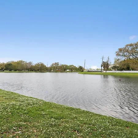 Unbeatable 2bd Bayou Luxury Steps To Jazz Fest New Orleans