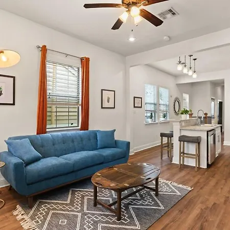 Garden District 3bd 2ba Parking Stylish & Unique Holiday home New Orleans