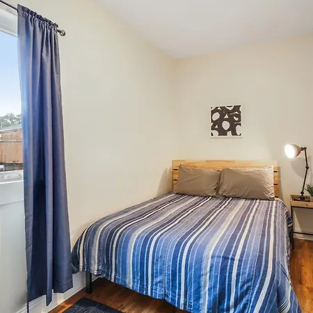 Urban 3 Bedroom Local Art Filled Frenchman Oasis * New Orleans