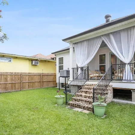 Holiday home Stunning Luxury 2 Blocks From Streetcar New Orleans