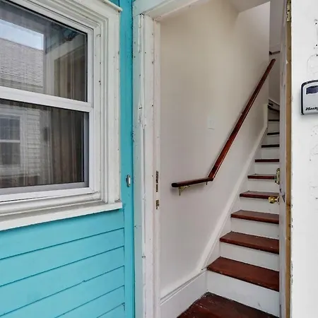 Holiday home Urban 3 Bedroom Local Art Filled Frenchman Oasis New Orleans