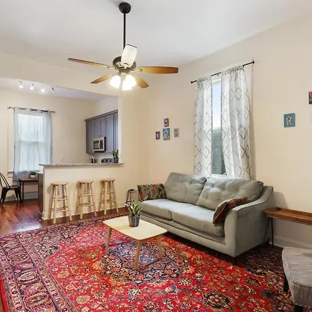 Urban 3 Bedroom Local Art Filled Frenchman Oasis New Orleans