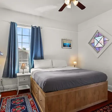Beautiful Historic Mid Holiday home New Orleans