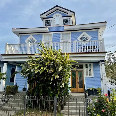 Beautiful Historic Mid Holiday home *